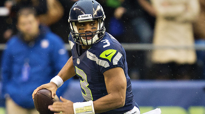 Russell_Wilson_vs_Jets,_November_11,_2012